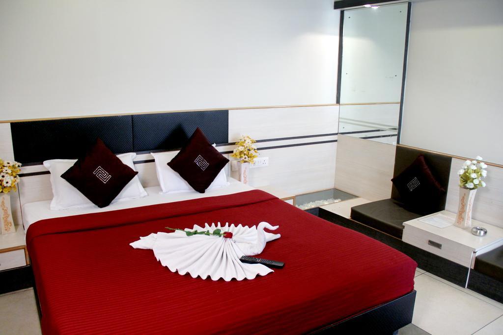Hotel Sun Park Пудучеррі Номер фото
