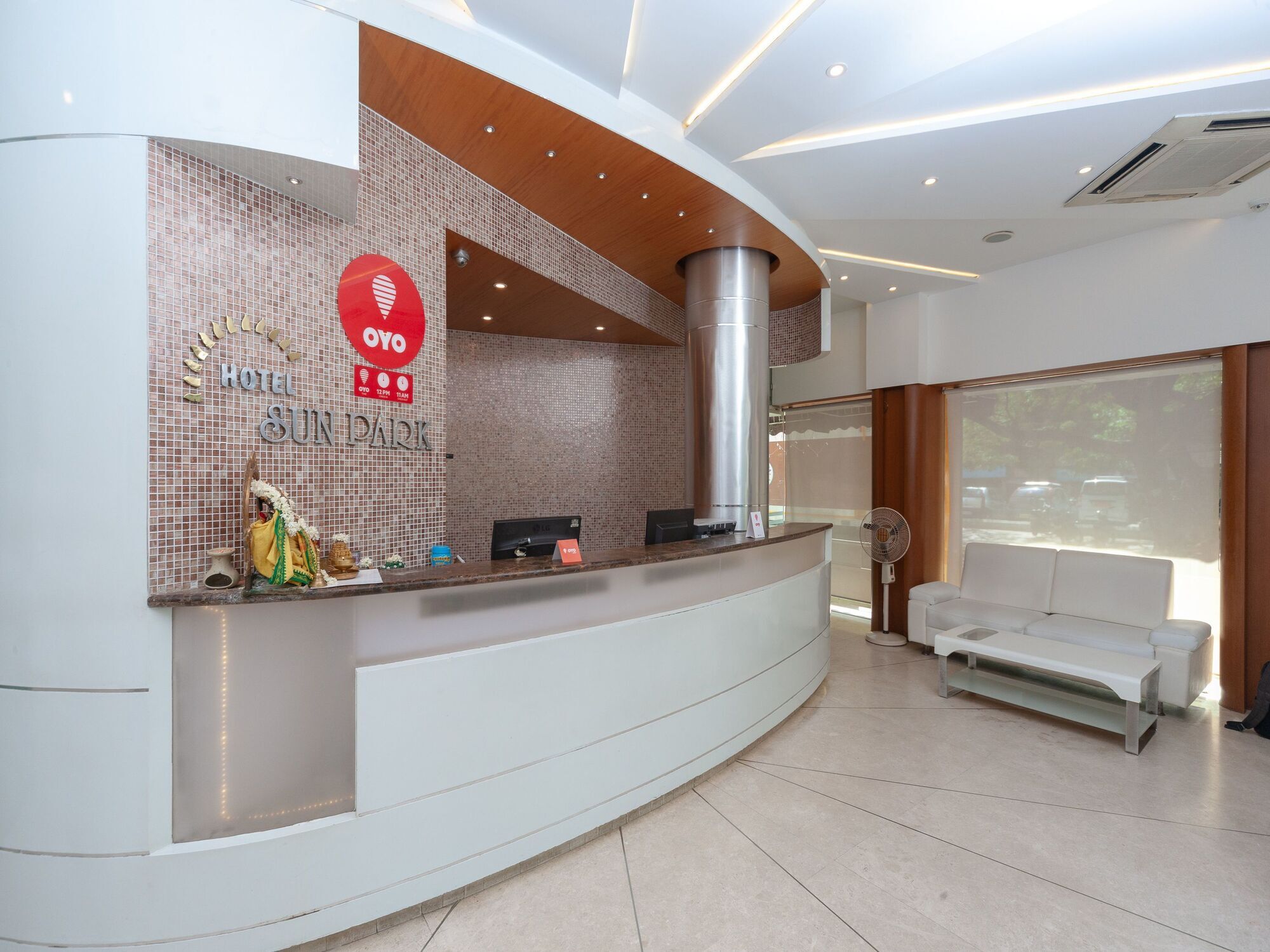 Hotel Sun Park Пудучеррі Екстер'єр фото
